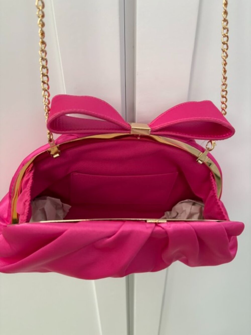 Alessia Elegant Pink Bow Satin evening bag NWT - Picture 3 of 8